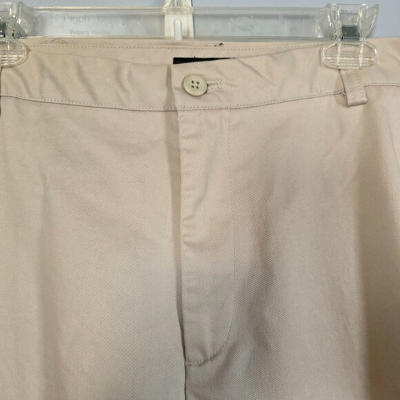 EUC Van Heusen Khaki Slacks (38/32) - Picture 6 of 7
